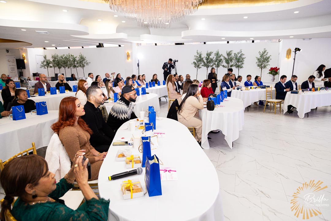 Comunidad Brilla 24